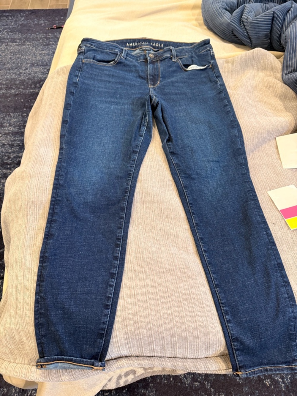American Eagle Outfitters Women’s Medium Dark Blue Skinny Jeans